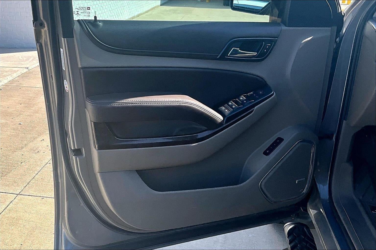 Used 2018 Chevrolet Tahoe LT w/ Luxury Package AWD/4WD image 26
