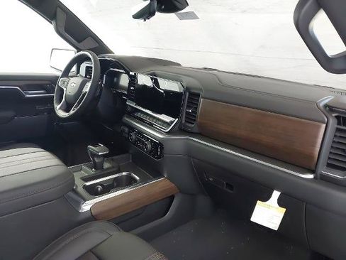 New 2026 Chevrolet Silverado 1500 High Country AWD/4WD image 29