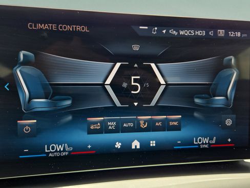 Certified 2025 BMW 228i xDrive w/ Premium Package AWD/4WD image 30