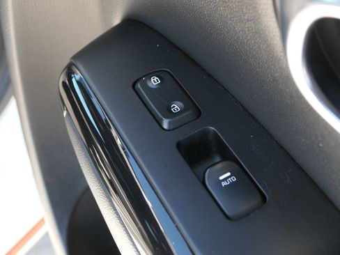 Used 2014 Kia Soul + image 29