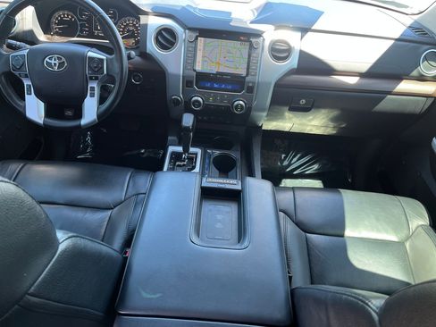 Used 2021 Toyota Tundra Limited w/ Limited Premium Package AWD/4WD image 24