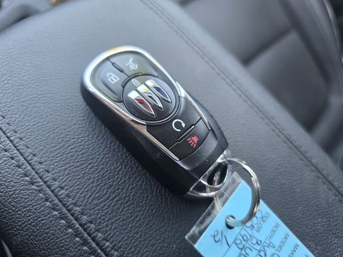 Used 2024 Buick Encore GX Avenir w/ Avenir Convenience Package AWD/4WD image 31