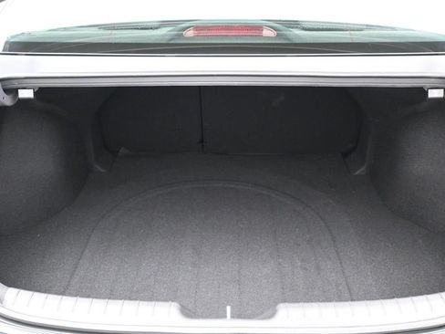 Used 2025 Hyundai Elantra SEL FWD image 32
