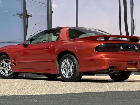 Used 2002 Pontiac Firebird Formula image 7