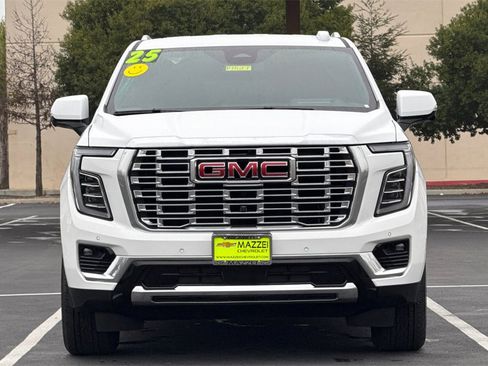 Used 2025 GMC Yukon XL Denali image 6