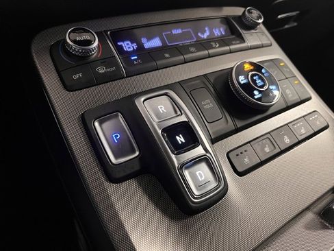 Used 2022 Hyundai Palisade Calligraphy image 25