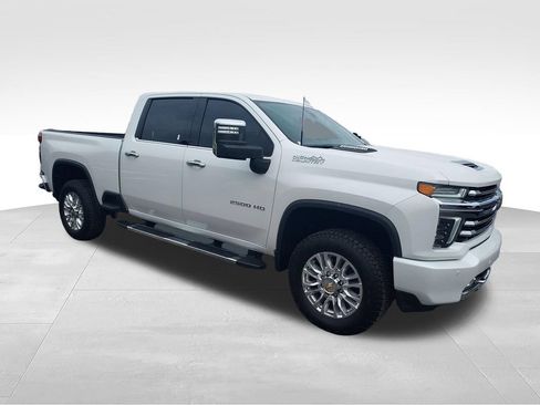 Used 2023 Chevrolet Silverado 2500 High Country w/ Z71 Off-Road Package AWD/4WD image 7