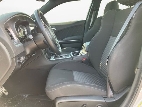 Used 2022 Dodge Charger R/T RWD image 11