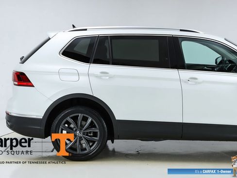 Used 2023 Volkswagen Tiguan SE image 49