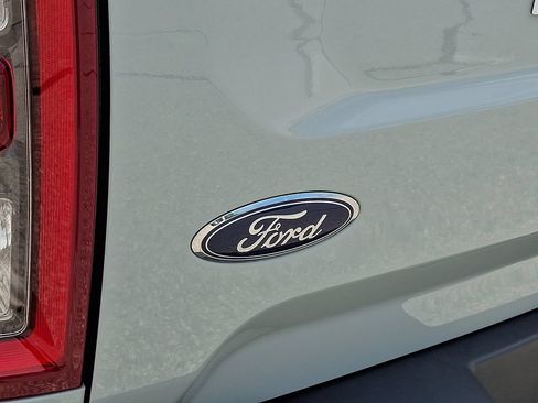 Certified 2021 Ford Bronco Sport Outer Banks w/ Outer Banks Package AWD/4WD image 29
