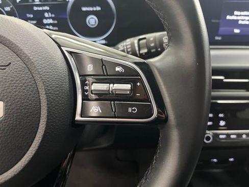 Certified 2024 Kia Seltos S image 19