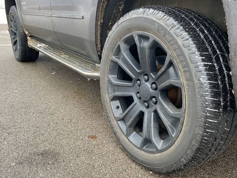 Used 2015 Chevrolet Tahoe LTZ image 10