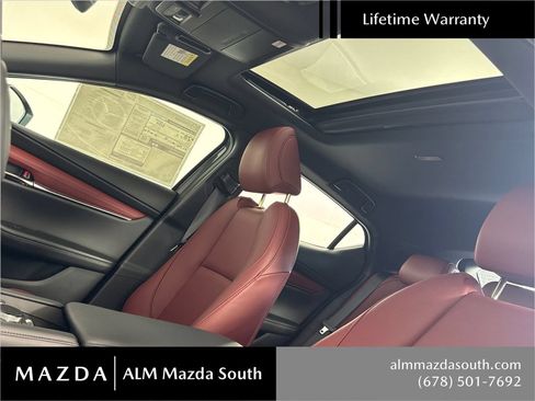 New 2026 MAZDA MAZDA3 2.5 S Hatchback w/ Premium Pkg FWD image 31
