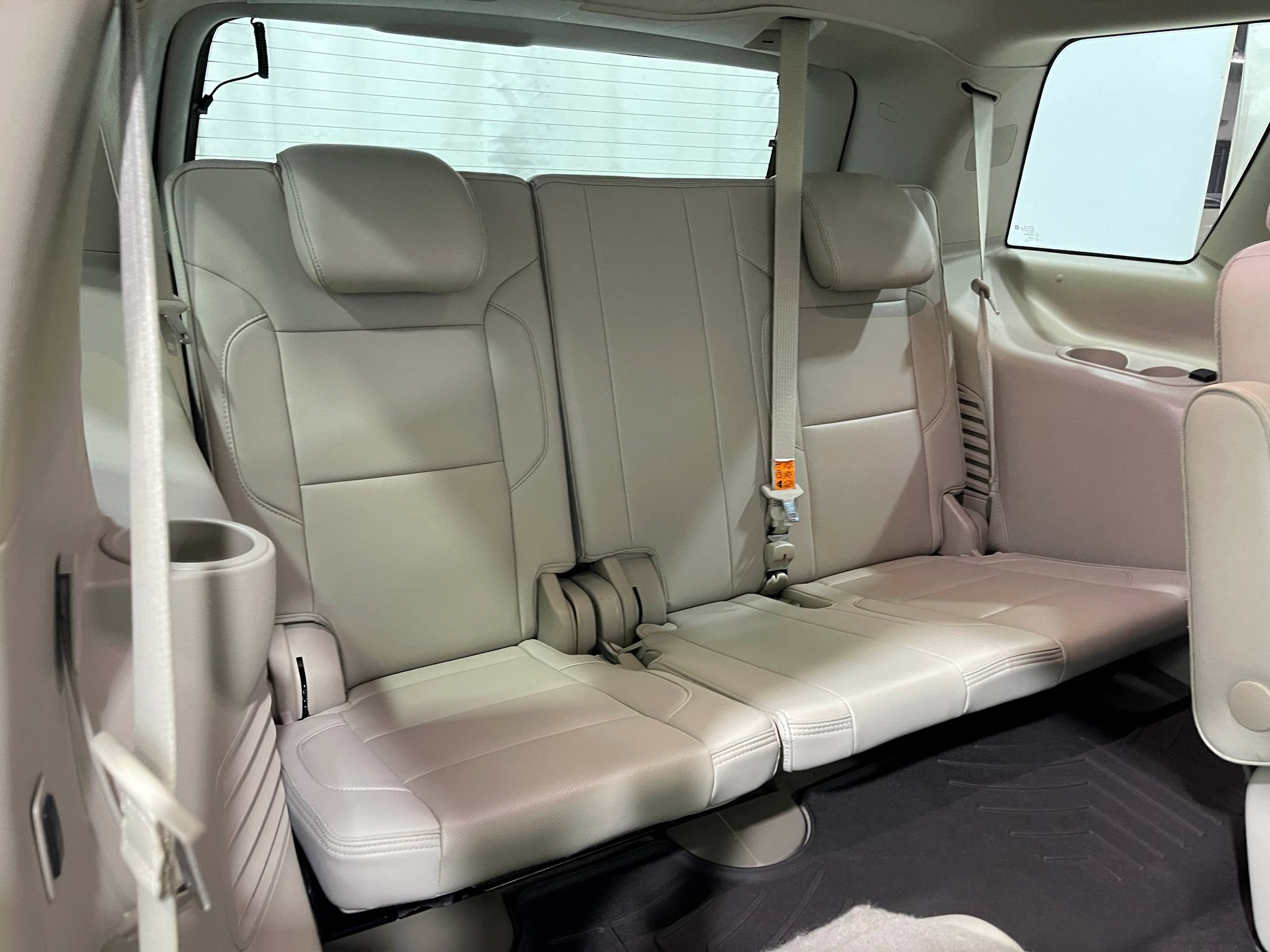 Used 2020 GMC Yukon Denali w/ Denali Premium Package AWD/4WD image 32