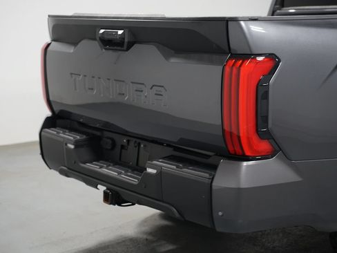 Used 2023 Toyota Tundra SR5 w/ SR5 Convenience Package RWD image 9