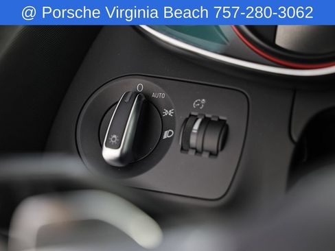 Used 2011 Audi R8 V10 AWD/4WD image 31