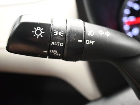 Used 2021 Toyota RAV4 XLE FWD image 27