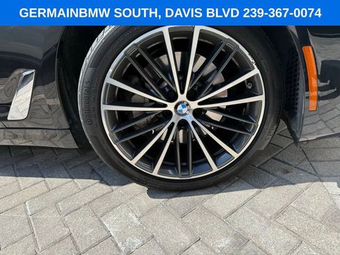 Certified 2022 BMW 530i xDrive AWD/4WD image 6