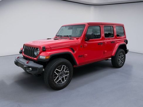 Used 2025 Jeep Wrangler Unlimited Sahara AWD/4WD image 1