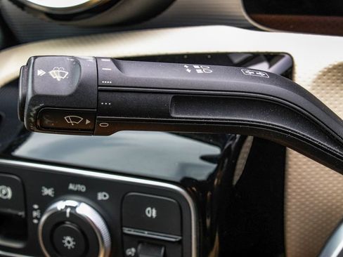 Used 2020 Mercedes-Benz A 220 4MATIC image 27