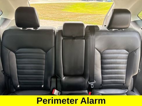 Used 2022 Ford Edge SEL w/ Convenience Package image 16