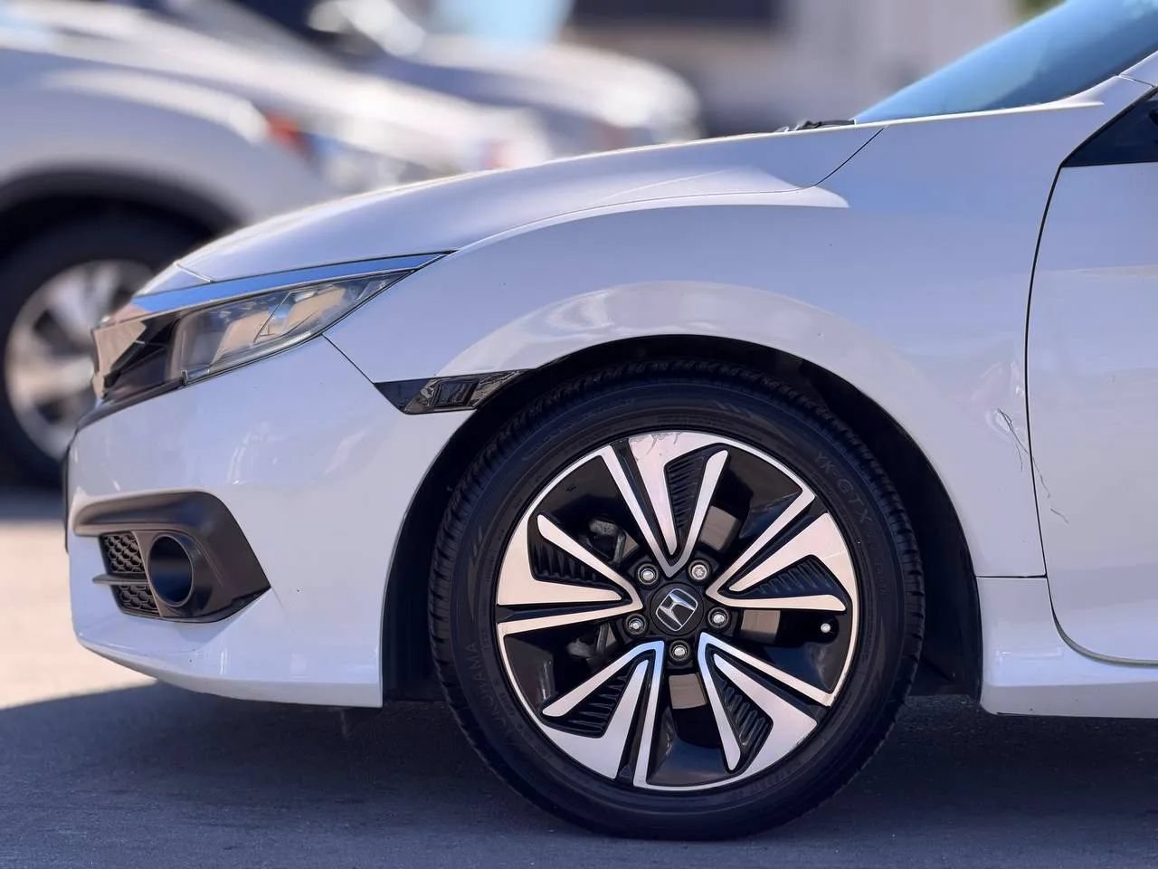 Used 2017 Honda Civic EX-T image 19