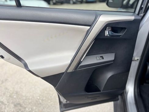 Used 2017 Toyota RAV4 XLE image 16