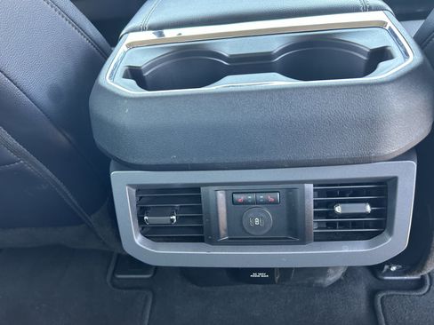 Used 2025 Ford F250 Lariat AWD/4WD image 14