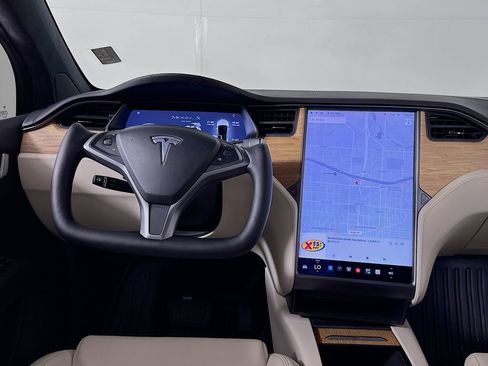 Used 2020 Tesla Model X Long Range AWD/4WD image 13