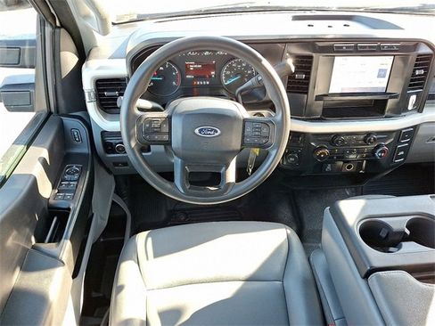 Used 2023 Ford F250 XL w/ FX4 Off-Road Package image 12