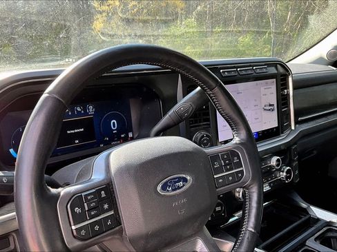 Used 2024 Ford F250 Lariat w/ Lariat Ultimate Package image 7