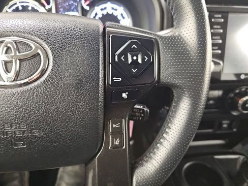 Used 2020 Toyota 4Runner TRD Off-Road image 20