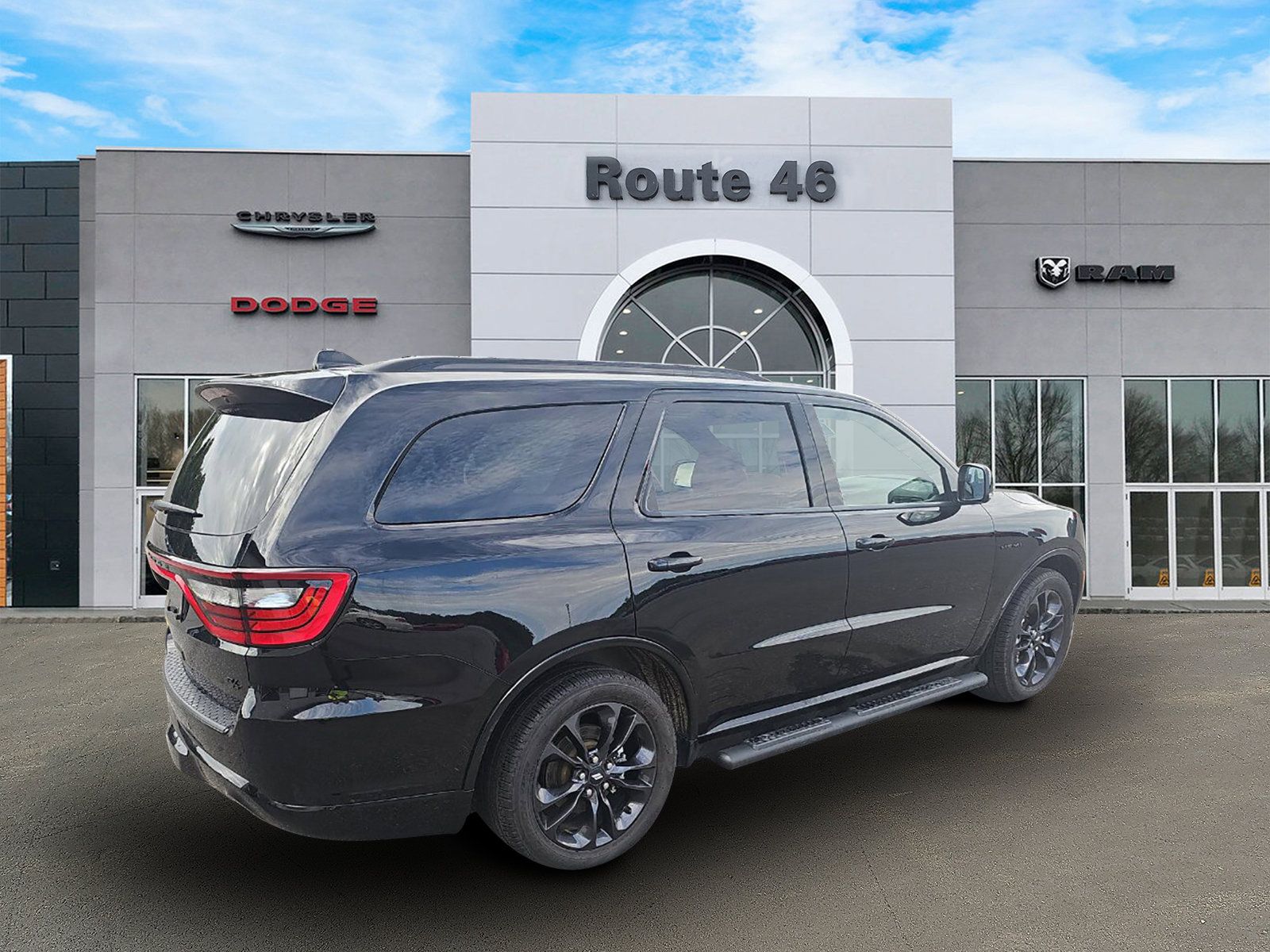 Used 2025 Dodge Durango R/T AWD/4WD image 2