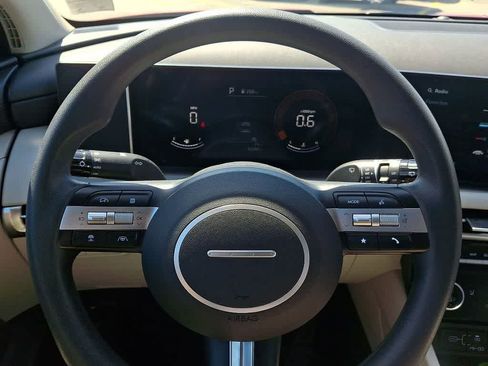 Used 2025 Hyundai Tucson SEL image 17