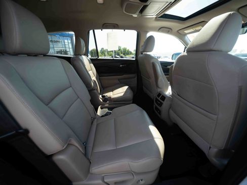 Used 2022 Honda Pilot Touring image 26
