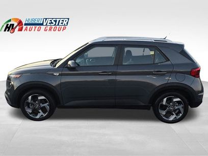 Used 2024 Hyundai Venue SEL