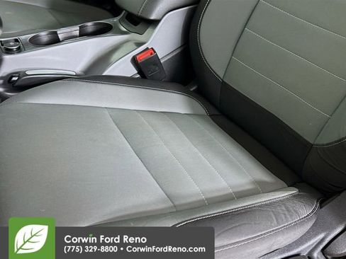 Used 2015 Ford C-MAX SE w/ Equipment Group 201A image 17