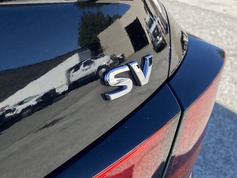 Certified 2021 Nissan Altima 2.5 SV w/ SV Premium Package FWD image 5