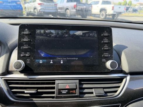 Used 2019 Honda Accord Sport image 19