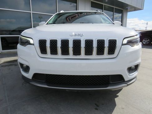Used 2020 Jeep Cherokee Limited image 2