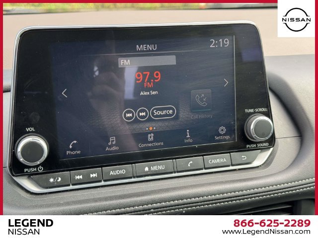Used 2023 Nissan Rogue S AWD/4WD image 26