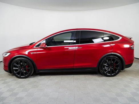 Used 2016 Tesla Model X P90D image 2