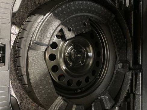 Used 2022 Ford Escape SEL image 12