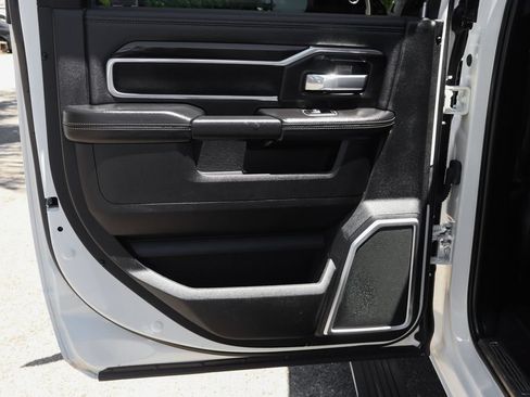Used 2021 RAM 3500 Laramie AWD/4WD image 45