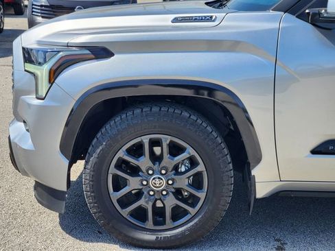 Used 2023 Toyota Sequoia Platinum image 5