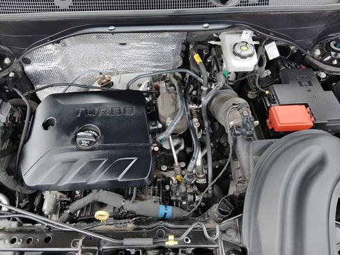 Used 2023 Buick Encore GX Essence FWD image 14