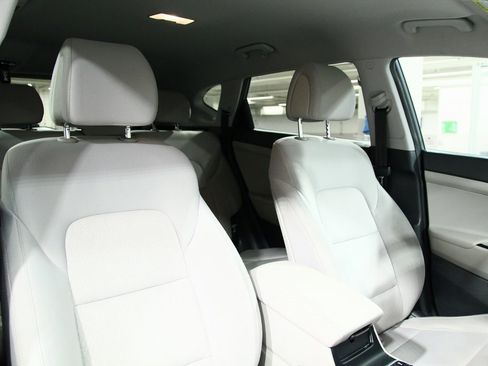 Used 2018 Hyundai Tucson Sport image 23