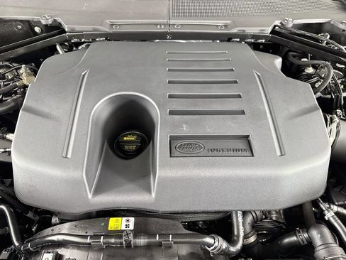 Used 2026 Land Rover Defender 110 X-Dynamic SE AWD/4WD image 26