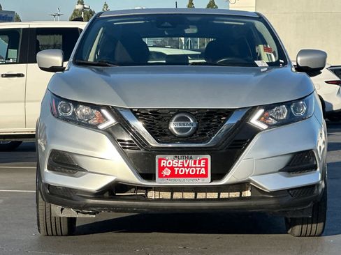 Used 2021 Nissan Rogue Sport S image 10