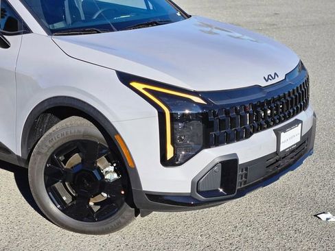 New 2026 Kia Sportage X-Line AWD/4WD image 3